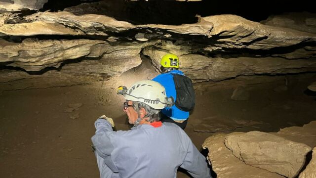 Aperture: 2
Camera: iPhone 13 mini
Iso: 500
Orientation: 1 2025-05-04-Grotte-de-Corte-Meria LMJC 012