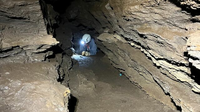 Aperture: 2
Camera: iPhone 13 mini
Iso: 640
Orientation: 1 2025-05-04-Grotte-de-Corte-Meria LMJC 014
