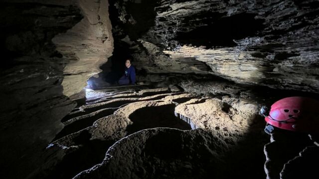 Aperture: 2
Camera: iPhone 13 mini
Iso: 1600
Orientation: 1 2025-05-04-Grotte-de-Corte-Meria LMJC 016