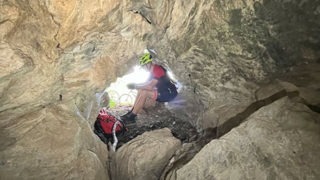 Aperture: 2
Camera: iPhone 13 mini
Iso: 1250
Orientation: 1 2025-08-20-Grotte-de-Pancheraccia LMJC 09