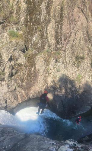 WhatsApp-Image-2025-04-07-at-20.09.14-1