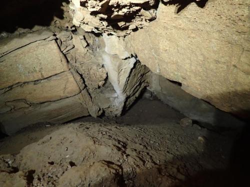 Vers fond droit galerie Cast 22